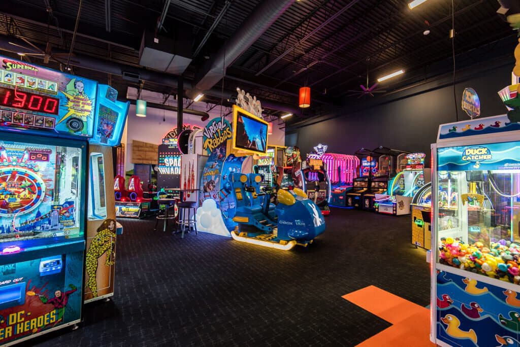 Summit Entertainment Center Thornton - Image 8