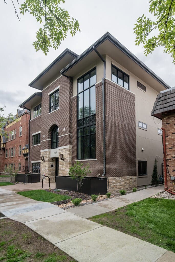 215 Mathews Office Building - Image 4