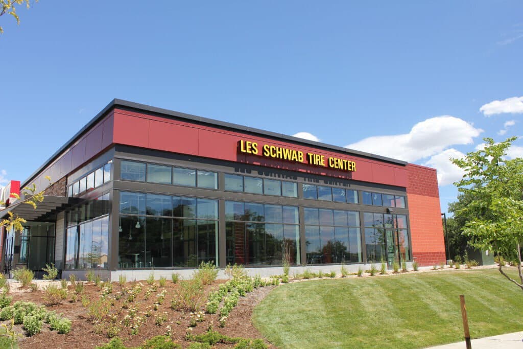 Les Schwab Tires - Image 3