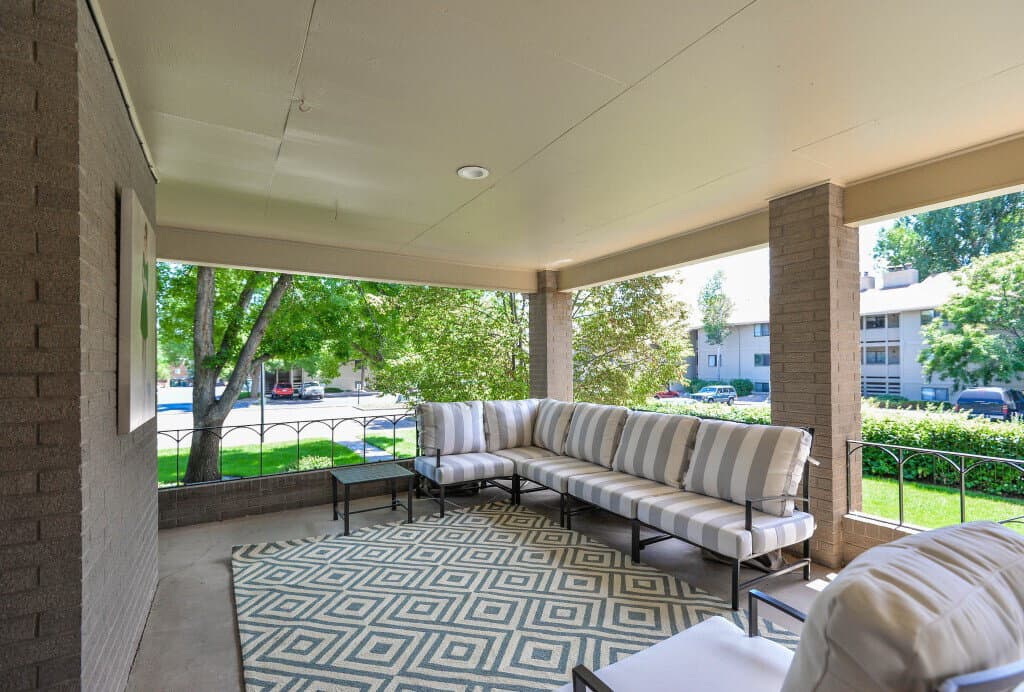 Kappa Alpha Theta Sorority House at Colorado State University - Image 15