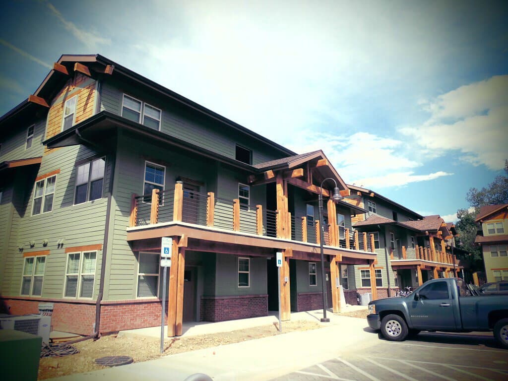 Carriage House Apartments - Image 3