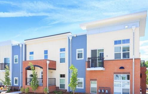 Violet Crossing Apartments - Image 7