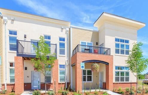 Violet Crossing Apartments - Image 5