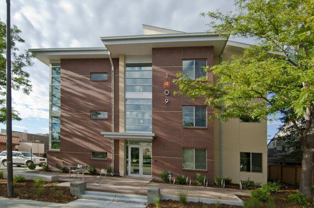 1409 Elizabeth Street Apartments - Image 7