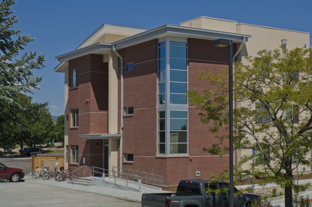 1409 Elizabeth Street Apartments - Image 5