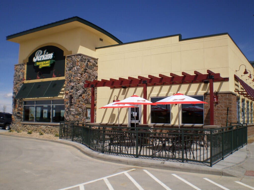 Eagle Crossing Retail and Perkins Restaurant & Bakery Tenant Finish - Image 2