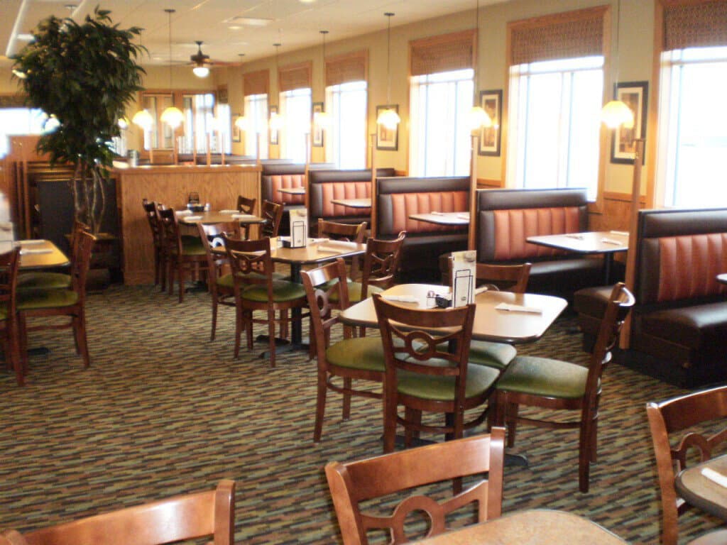 Eagle Crossing Retail and Perkins Restaurant & Bakery Tenant Finish - Image 3