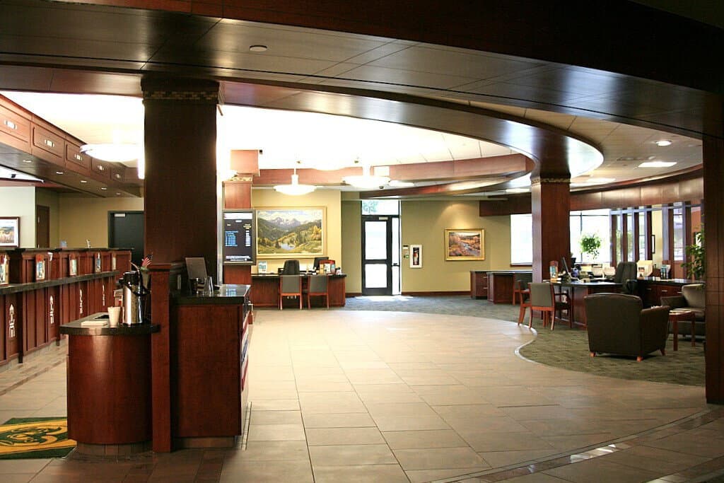 First Community Bank Plaza - Image 9