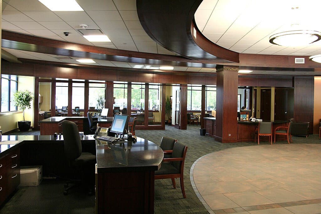 First Community Bank Plaza - Image 10