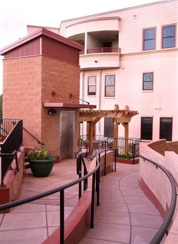 Pine Street Lofts - Image 8