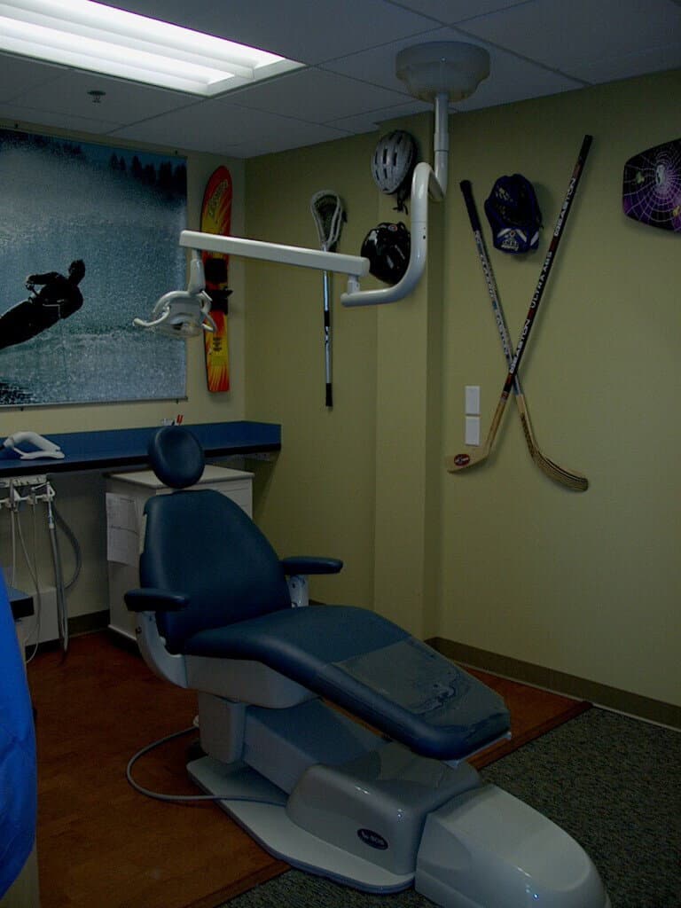 Silver Big Grins Dental Office LEED® CI - Image 6