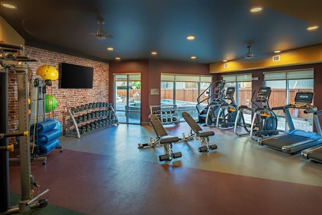 Union on Plum Apartments - Image 4