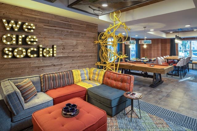 Union on Plum Apartments - Image 5