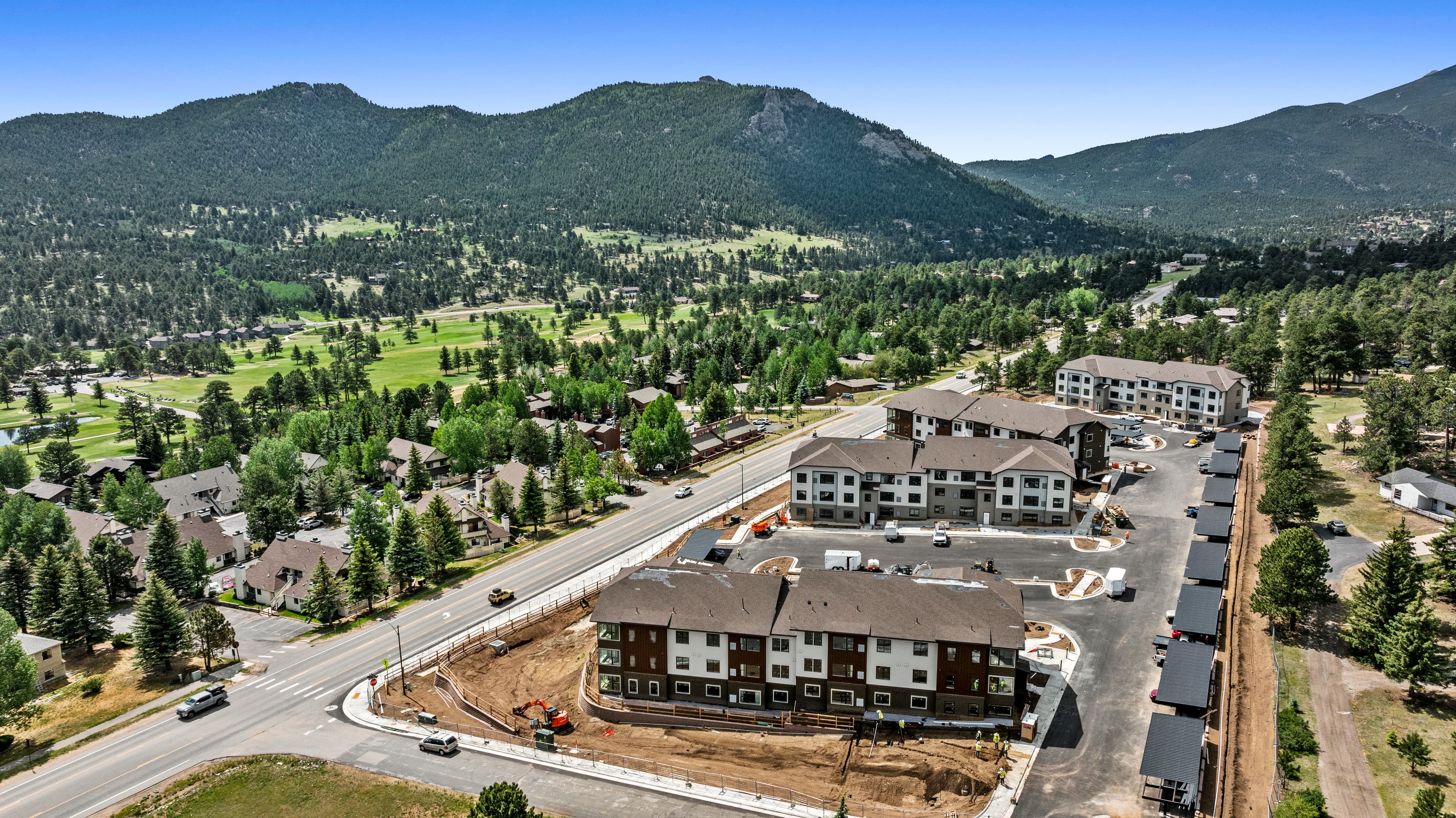 The Prospector Apartments - Image 4